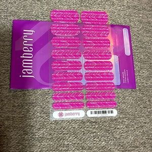 Jamberry. Spearhead. 11K7